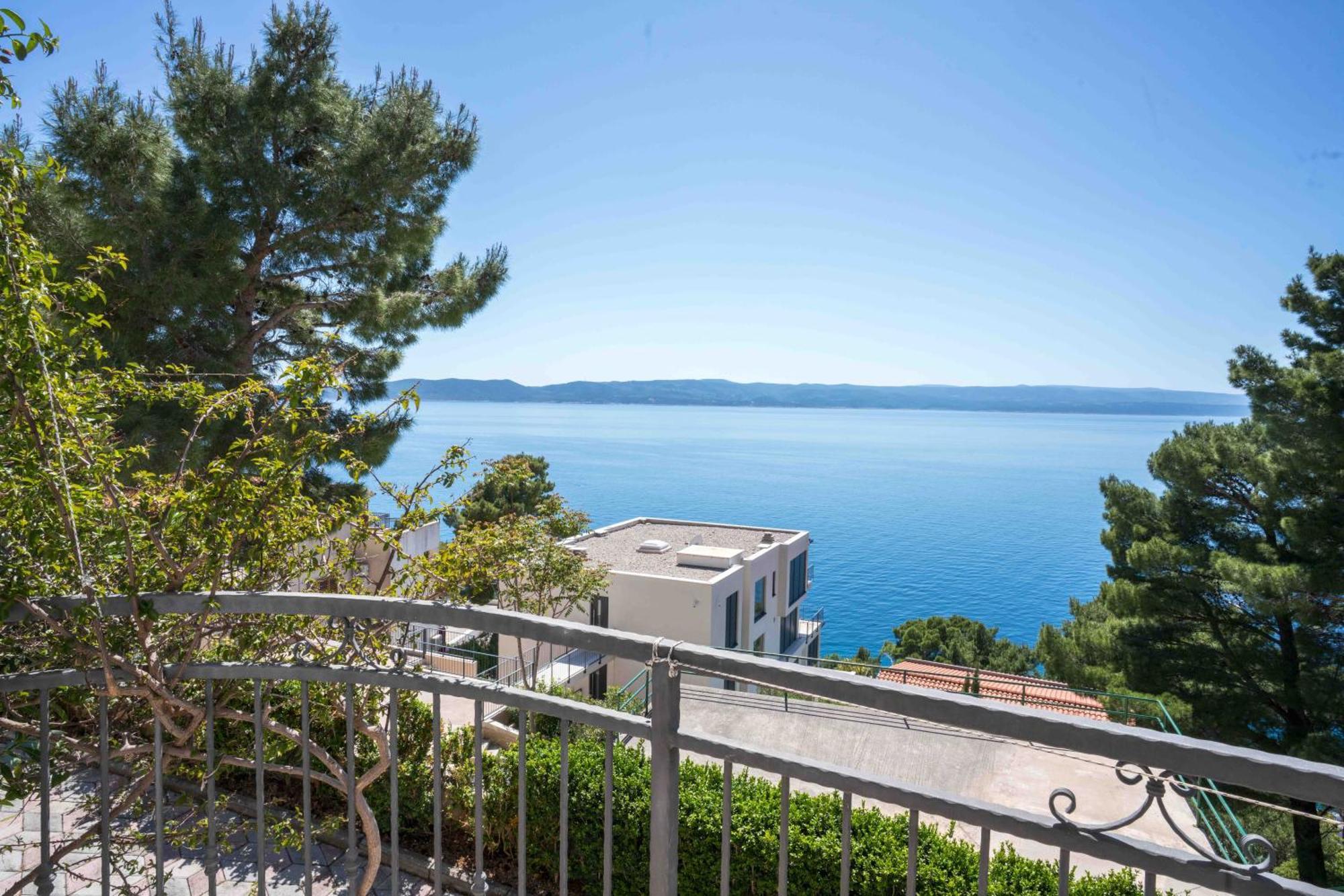 Sea View Apartment Gin Brela Δωμάτιο φωτογραφία